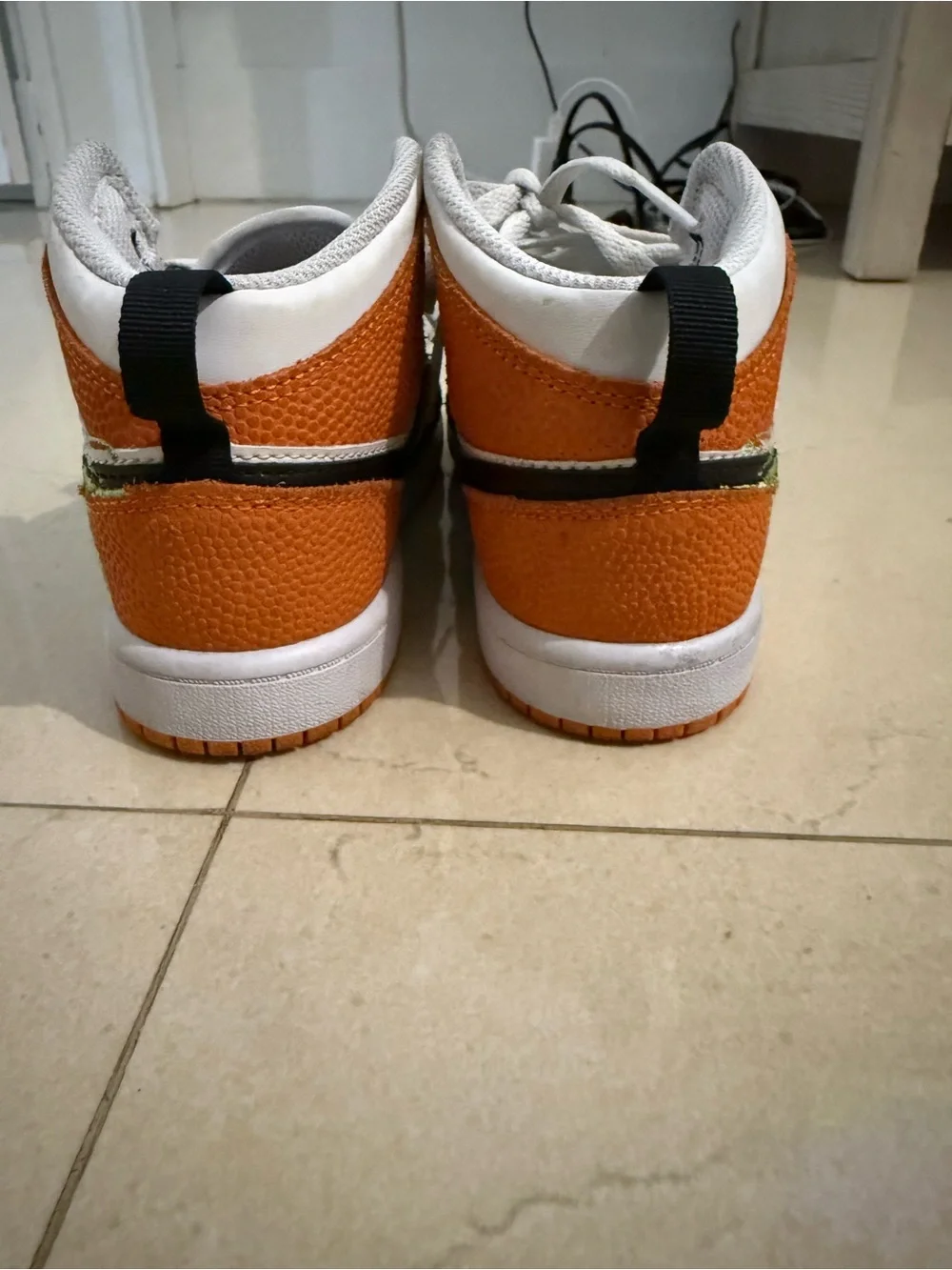 Nike Jordan Kids High-Top Sneakers White Black Orange Floral